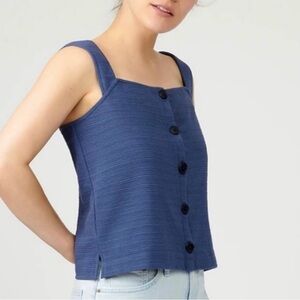 J. Crew textured button front women’s tank 💙